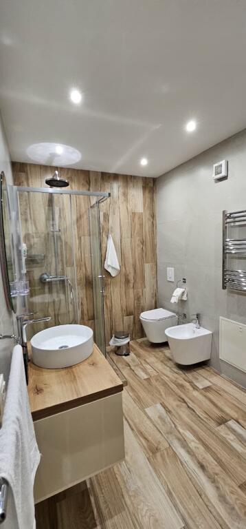 🏢 Apartament Super Lluksoz 1+1 – Vollga, Durrës