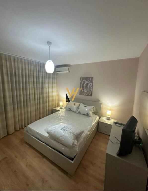 JEPET APARTAMENT 2+1 ME QIRA TE FUSHA E AVIACIONIT 650 EURO