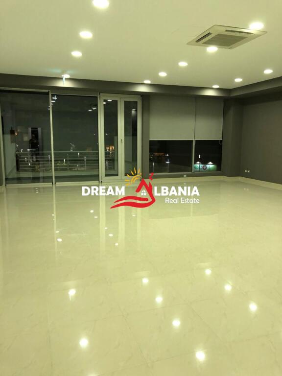 Ambient zyre me qera , Kompleksi Delijorgji (ID 42611380)