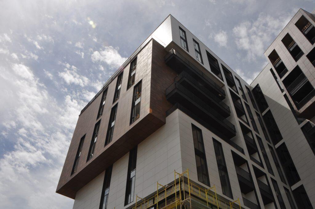 Jepet dyqan me qira fabrika miellit kati 0