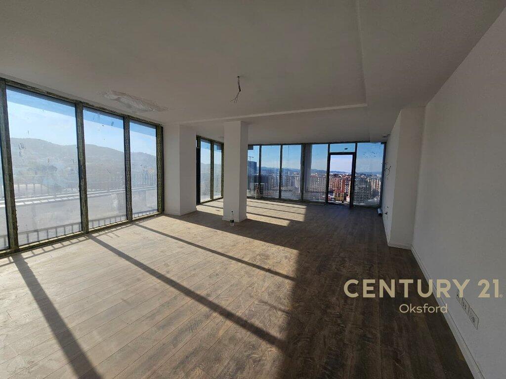 ‼️SUPER OKAZION - APARTAMENT UNIK 3+1+2 me POST PARKIMI &amp; PAMJE FANTASTIKE, LIQENI ARTIFICIAL‼️