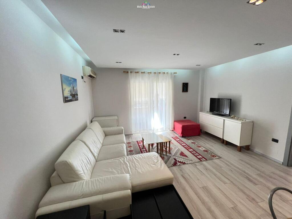 Apartament Me Qera 1+1 Tek Rruga e Elbasanit (ID B2101318) Tirane