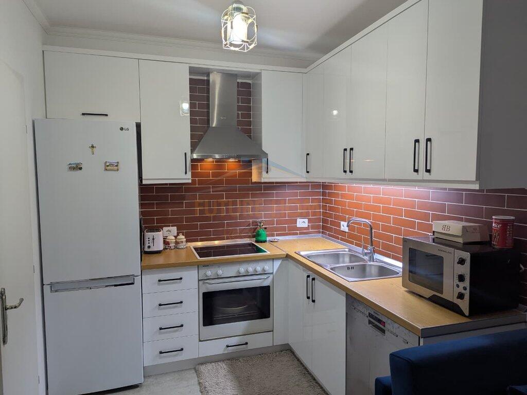 Affitto, Appartamento 1+1, Complesso Tom Doshi, Shkozë 400 €,BLL59316