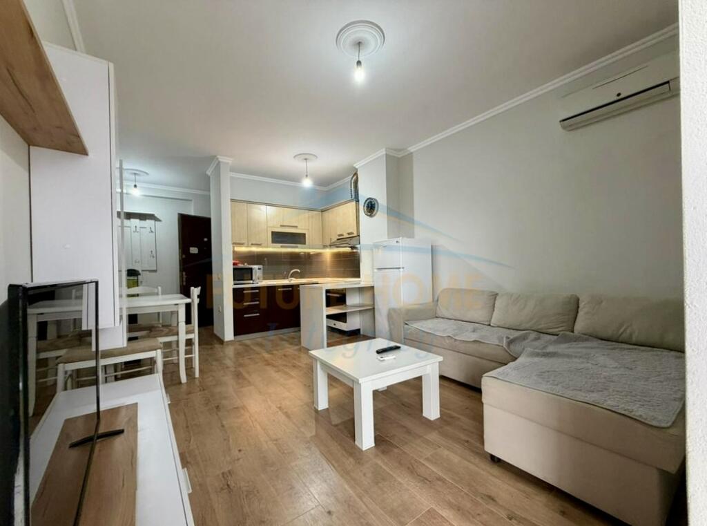 Qera, Apartament 1+1, Unaza e Re, Tiranë.