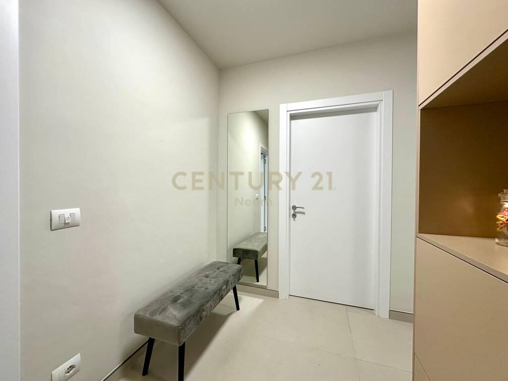 Modern 1+1 apartment with parking space in the new residence "Akses Tirana"🏙