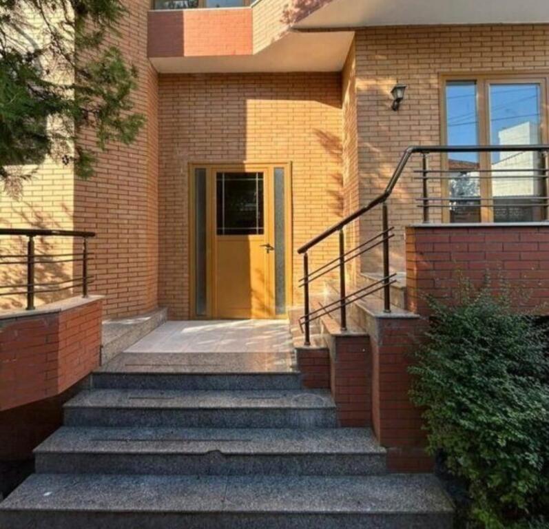 SHITET VILE NE KOMUNEN E PARISIT