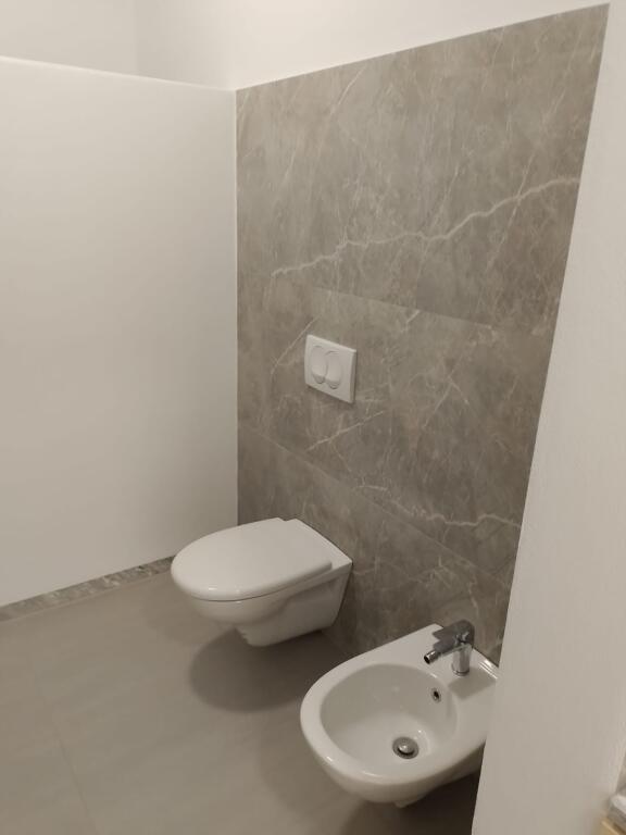 📌 Office space for rent — not for residential use