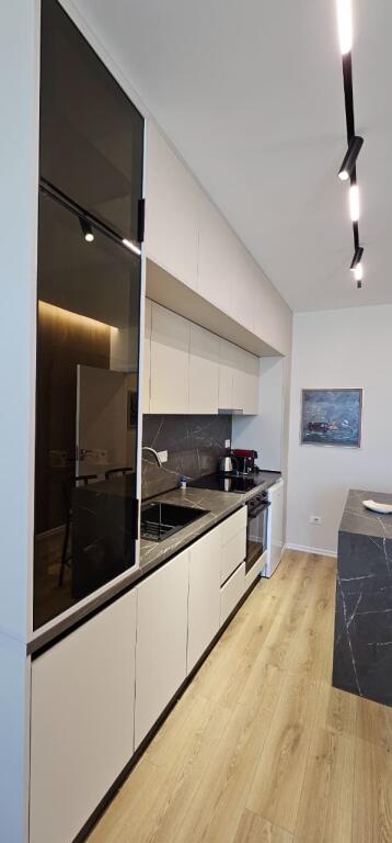 🏢 Apartament Super Lluksoz 1+1 – Vollga, Durrës