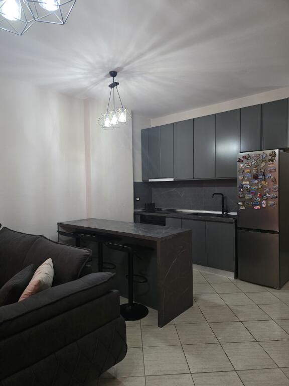 APARTAMENT ME PAMJE NGA DETI 2+1+2 ME QERA SHKEMBI KAVAJES