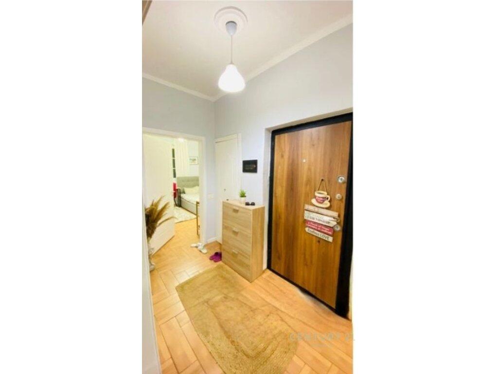 Shitet Apartament 2+1 në zonën e “21 Dhjetorit”, Tiranë!