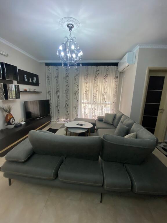 In affitto 2+2 arredato ascensore campo aviazione 699 eu