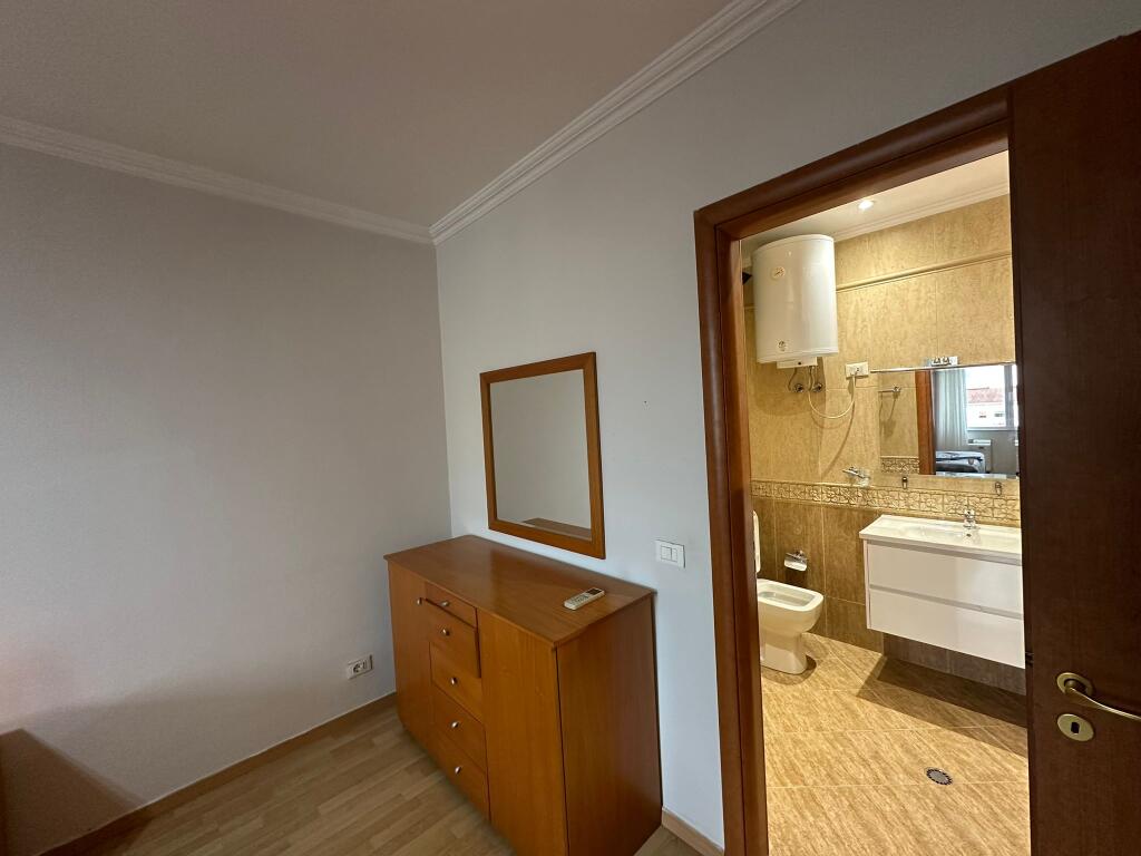 📍 Apartment for rent – Usluga Complex, Near the Former Train Station. Near SPAK