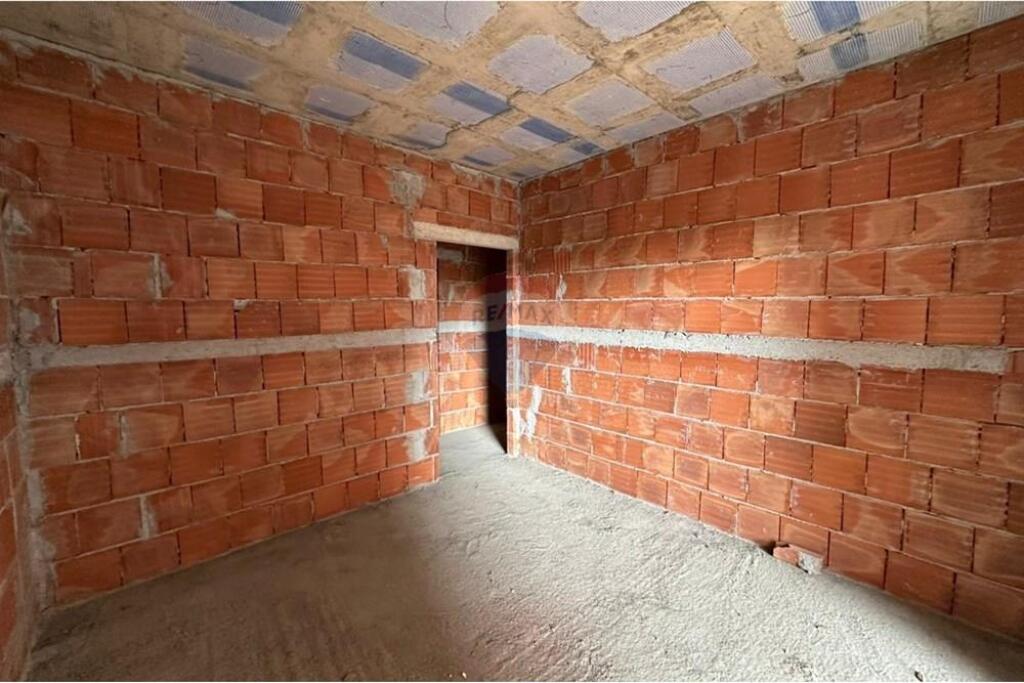 APARTAMENT 2+1 PER SHITJE TEK FUSHA AVIACIONIT