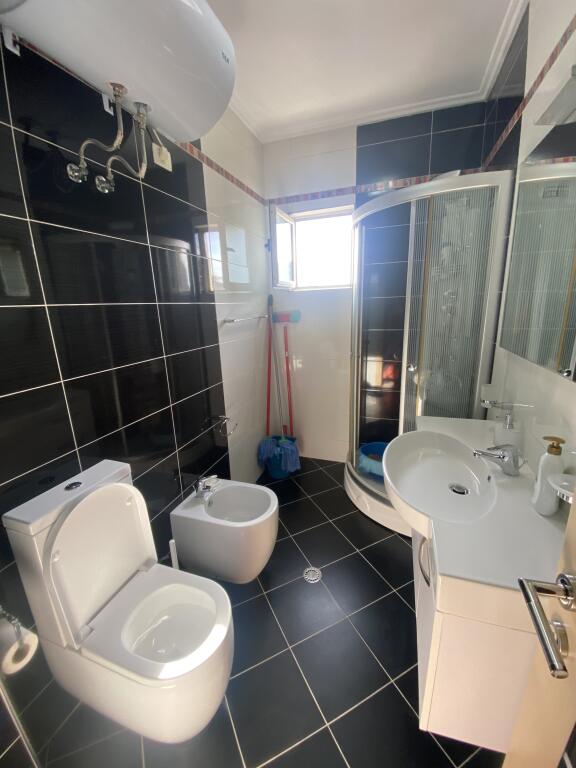 2+1,arredato al campo di aviazione,prezzo 700 euro