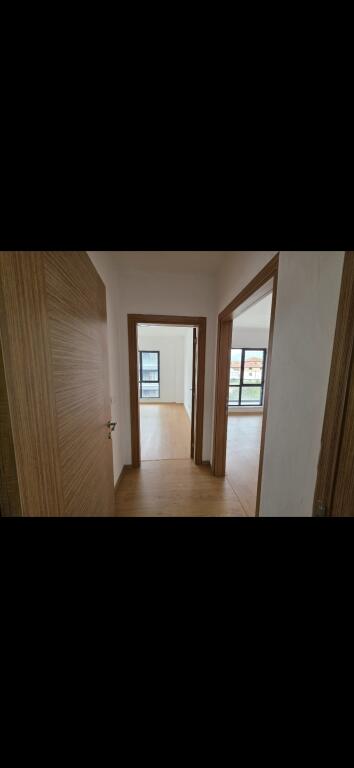 5 Maji Jepet Apartament 3+1+2 Me Qera