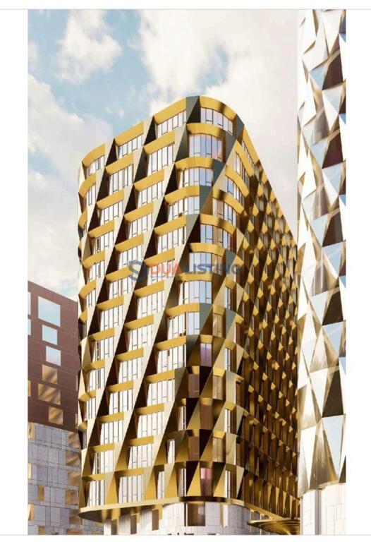 Office for sale at Lake Park Central – Near the "Air Albania" Stadium!
