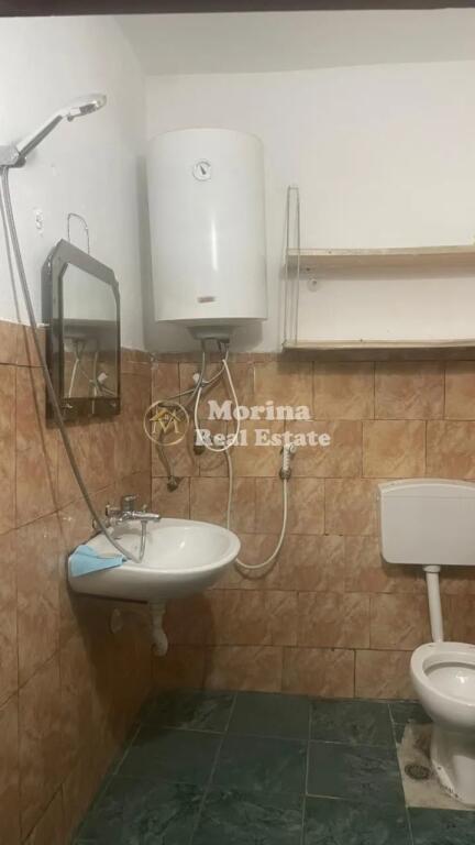 Rent, Private entrance 1+1, May 5, 250 Euro/Month