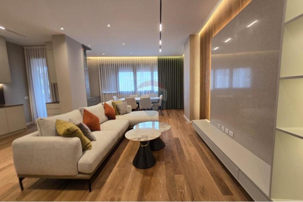 SUPER APARTAMENT 2+1 ME QIRA !