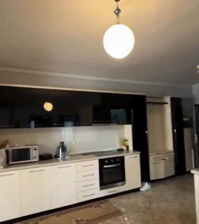 APARTAMENT ME QERA 2+1 LAPRAKE 60.000 LEKE