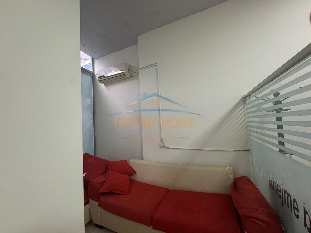 Qera,Klinike Dentare,Unaza e Re, Tirane 450 €,Prestige55655