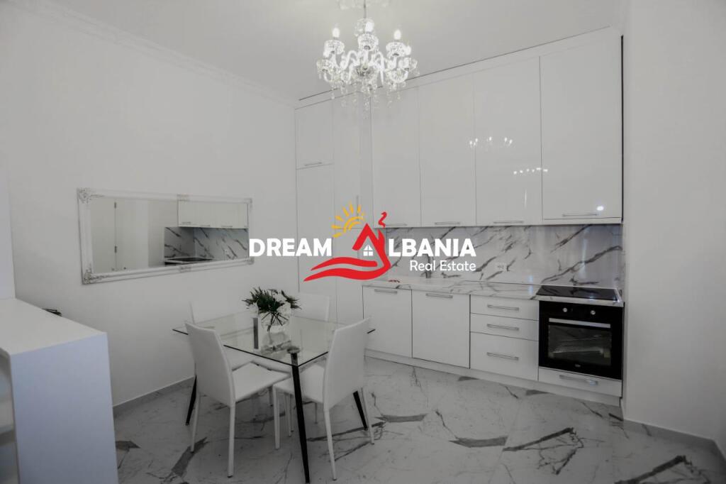 Super Investment Opportunity!!! Apartment for sale on Kavaja street at Square 21 Complex, Tirana (ID 4111661).
