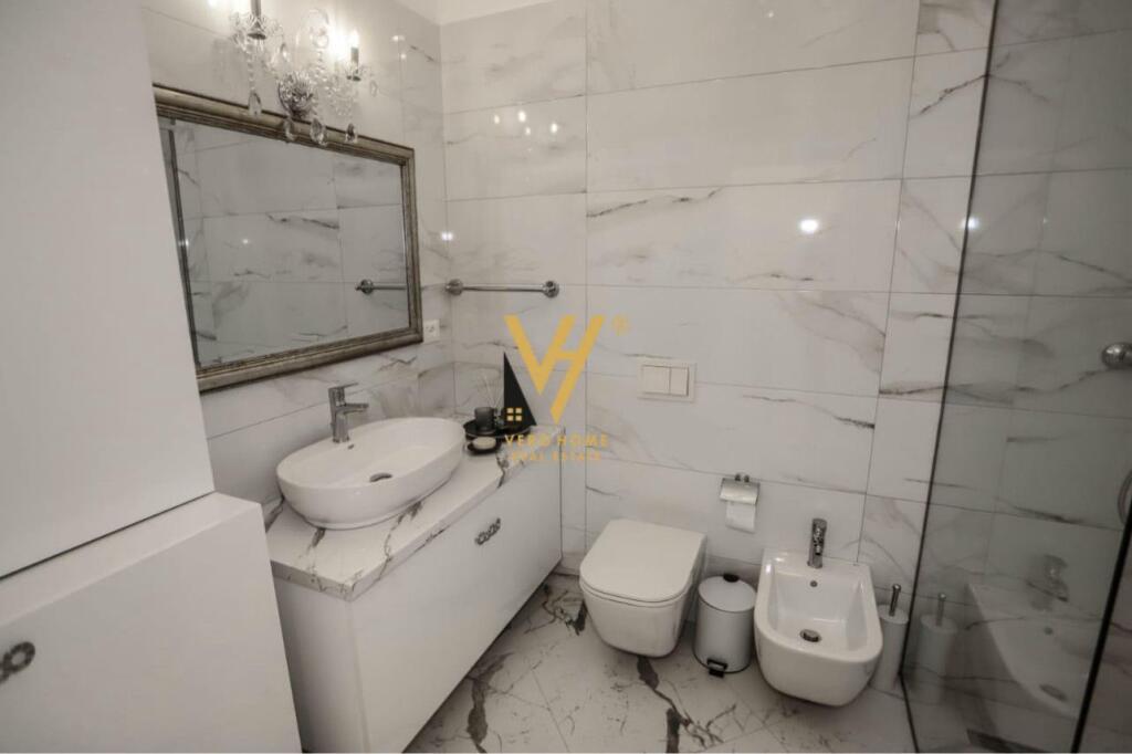 SHITET APARTAMENT 1+1+BLK TE SQUARE 21 225.000 EURO