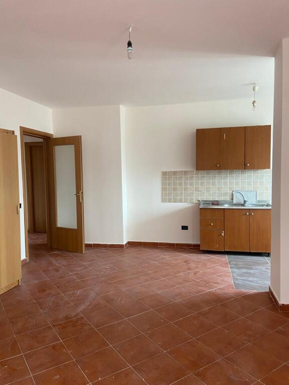 VENDESI APPARTAMENTO 1+1 MARKATA DURRES