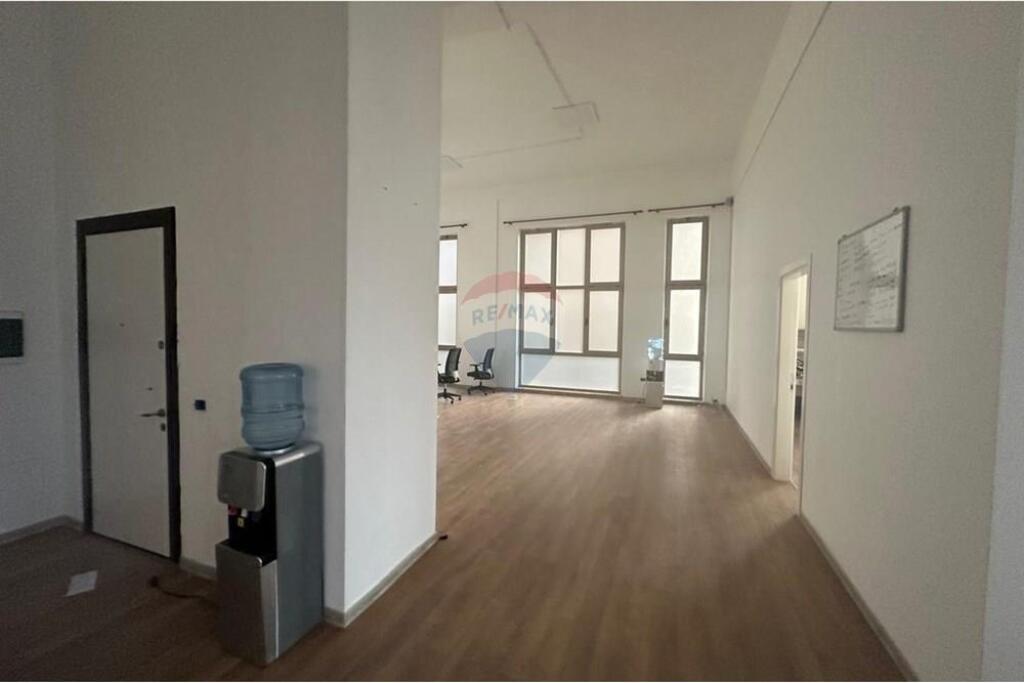 ISH PROFARMA, OFFICE SPACE FOR RENT !