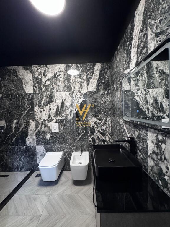 VENDESI APPARTAMENTO 2+1+2 ALLA KOMUNA E PARISIT 285.000 EURO