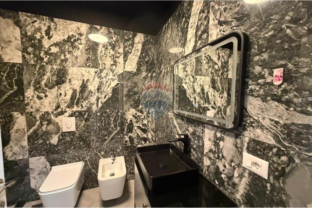 SHESIM APARTAMENT 2+1+2 KOMUNA E PARISIT!