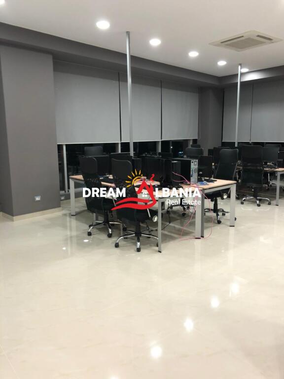 Ambient zyre me qera , Kompleksi Delijorgji (ID 42611380)