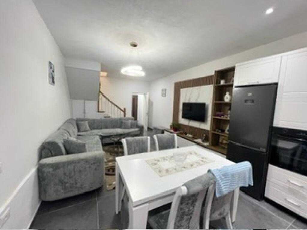 Jepet apartment 4+2 ne sauk super mobilim