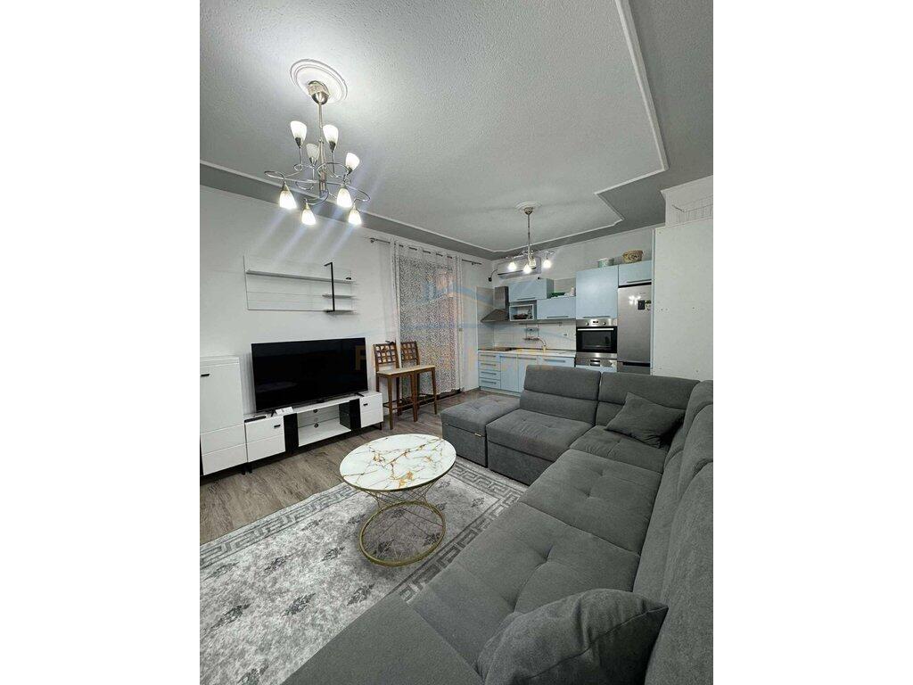 Qera , Apartament 2+1 Bulevardi i Ri, Tiranë