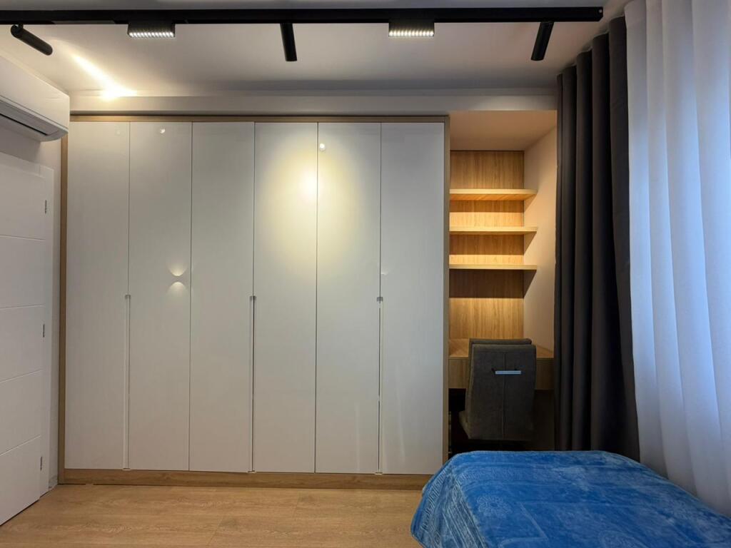 𝐑𝐄𝐍𝐓 𝟐+𝟏 with 2 rooms 𝐅𝐙/𝐓𝐇𝐀𝐓𝐄 𝐋𝐀𝐊𝐄