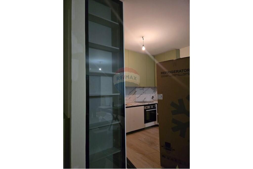 Jepet 2+1 me qira te Liqeni Thate