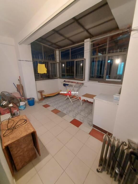 Shitet apartament 1+1 prane Fakultetit Mjeksise ne rrugen e Dibres, Tirane (ID 4111917)