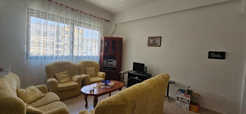 APARTMENT FOR RENT DURRES CENTER 400 EURO