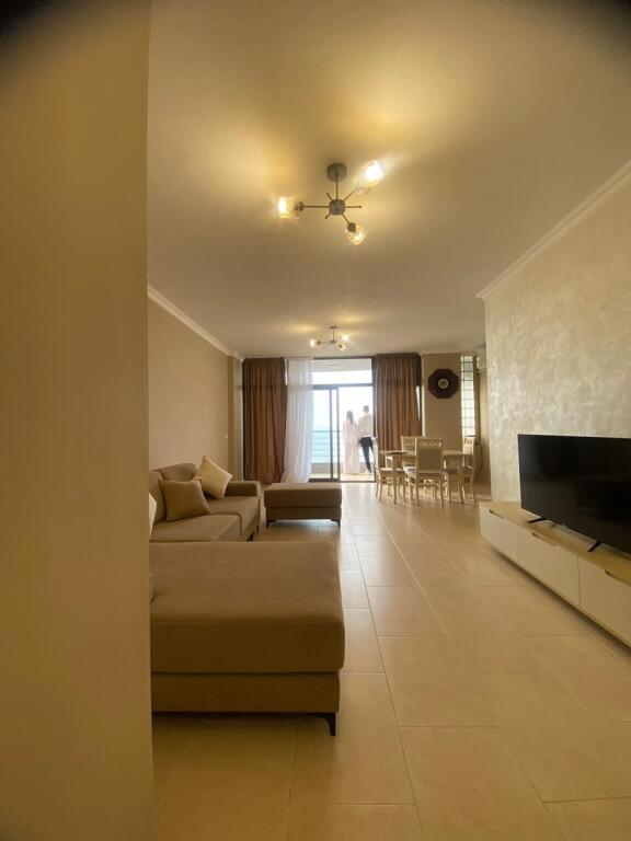 🏡 APARTAMENT ME QERA 3+1+2+2 BALLKONE ME PAMJE DETI 📍 VOLLGA DURRES