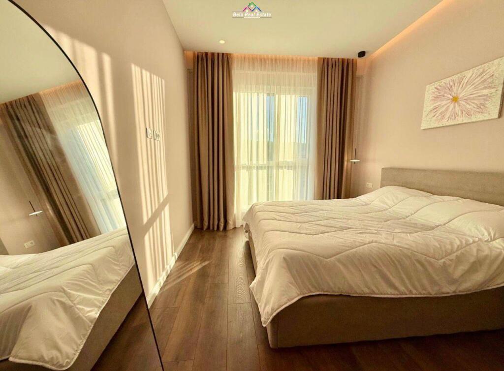 Apartament Me Qera 2+1 Tek Komuna e Parisit (ID B2201512) Tirane