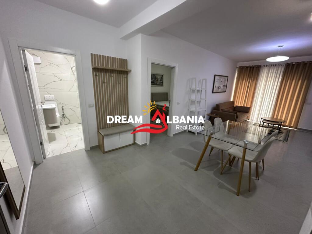 Appartamento 1+1 in affitto con parcheggio incluso sulla strada di Durazzo vicino a Colosseo (ID 42111489)