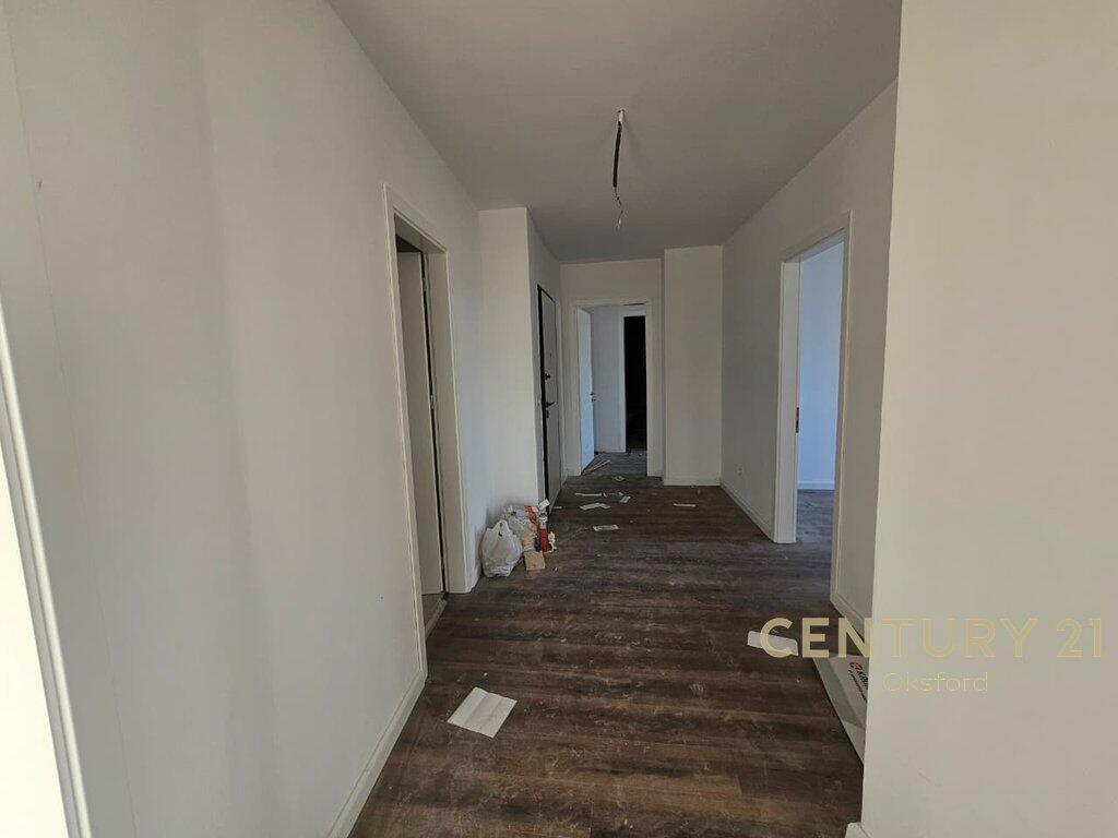 ‼️SUPER OKAZION - APARTAMENT UNIK 3+1+2 me POST PARKIMI &amp; PAMJE FANTASTIKE, LIQENI ARTIFICIAL‼️