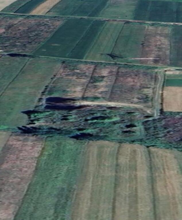 Terreno 9000 m² con potenziale di sviluppo sulla strada Vorë – Fushë Krujë