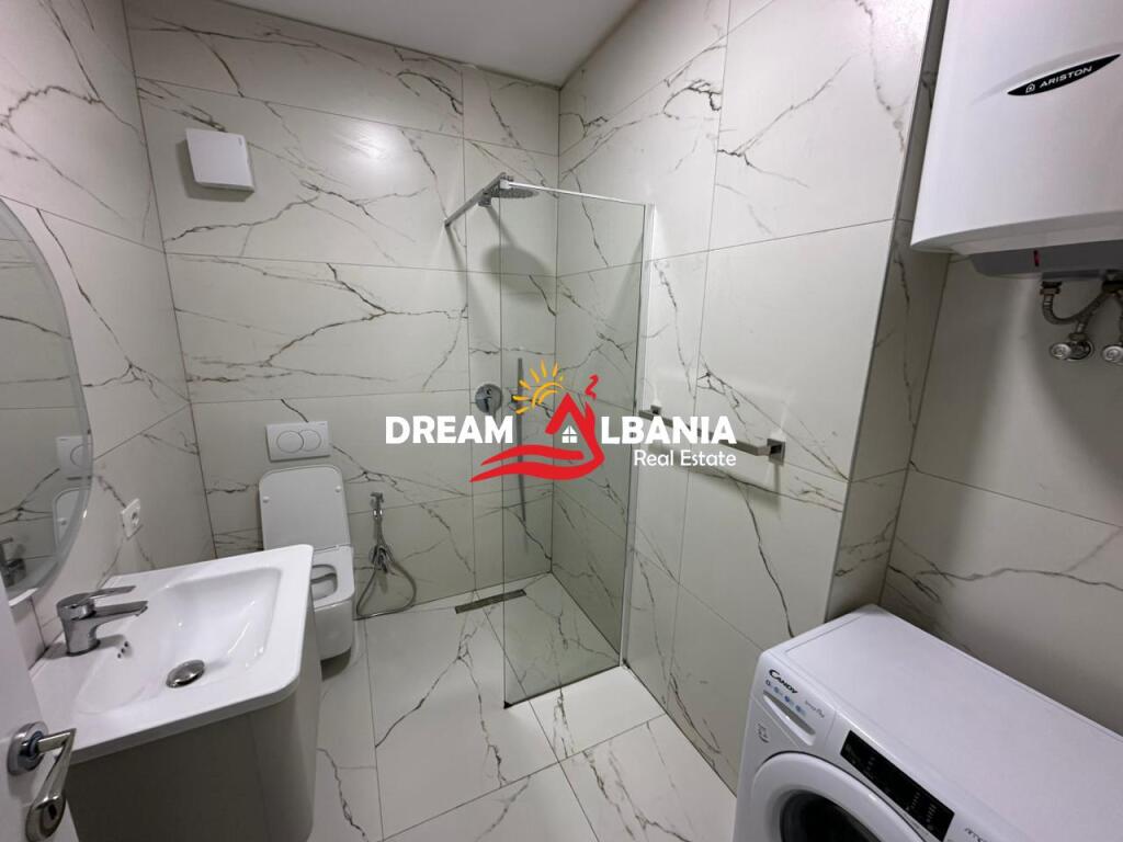 Appartamento 1+1 in affitto con parcheggio incluso sulla strada di Durazzo vicino a Colosseo (ID 42111489)