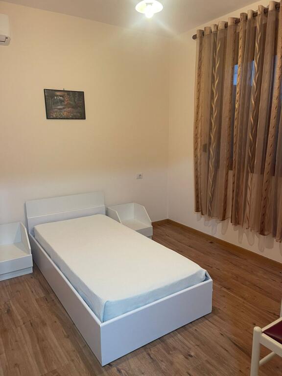 Duplex Villa for Rent, 1100 euros per month, at Ali Demi, near Kontakt