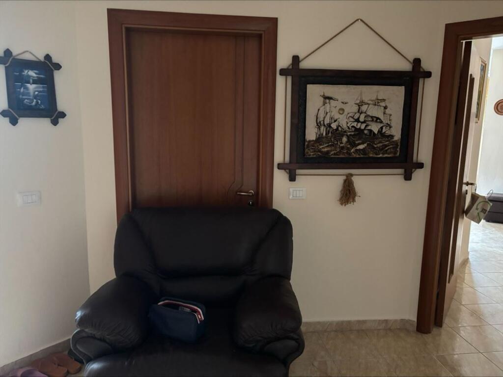 Jepet Apartament Me Qera , Ne Vlore