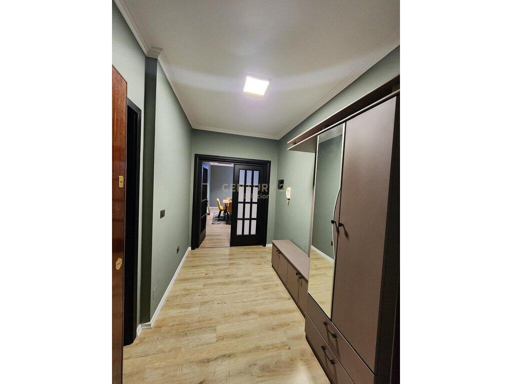 Apartment 3+1+2 for Rent at the “21 Dhjetori” Intersection, Tirana!