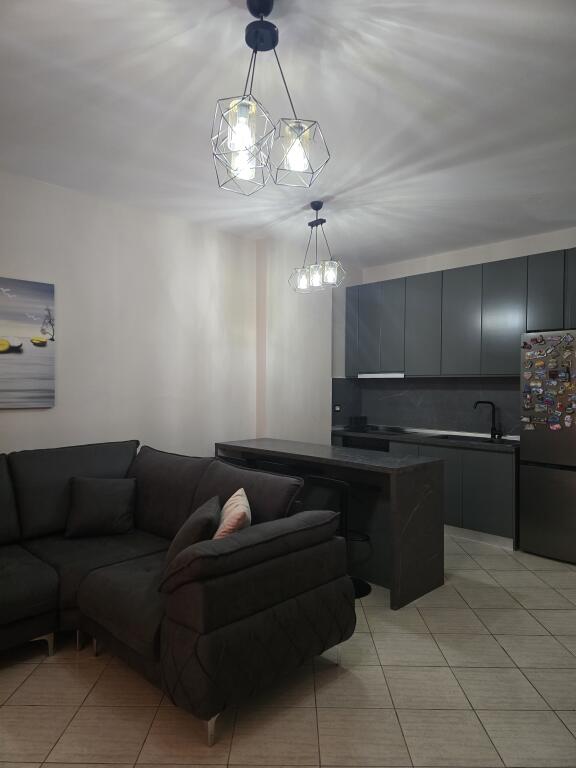 APARTAMENT ME PAMJE NGA DETI 2+1+2 ME QERA SHKEMBI KAVAJES