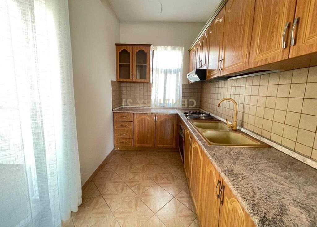 Apartament 1+1 për Qira – Rruga Haxhi Hysen Dalliu, pranë Bulevardit Zogu i Parë
