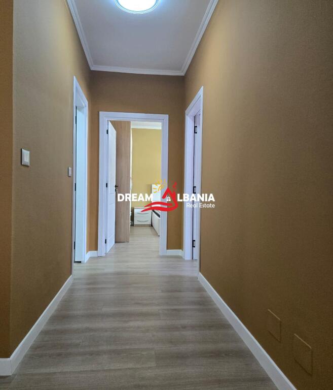 Jepet me qera apartament 2+1 tek Komuna e Parisit, prane Kika 2 (ID 42215428)