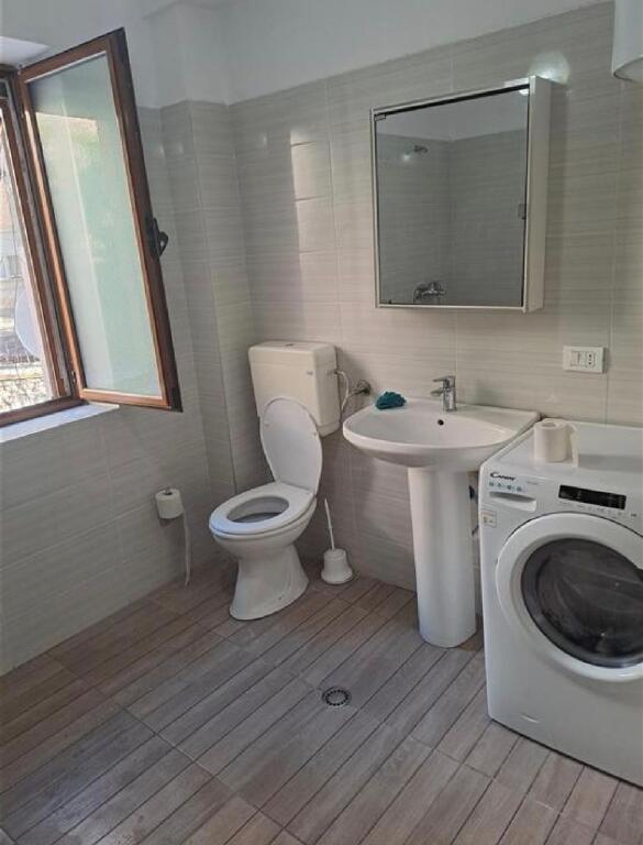 Appartamento 1+1 in affitto Zogu zi 400 Euro